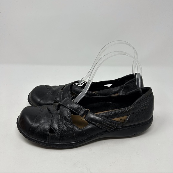 Clarks Black Leather Crisscross Mary Jane Round Toe Loafers Size 8 Adjustable - Picture 6 of 10